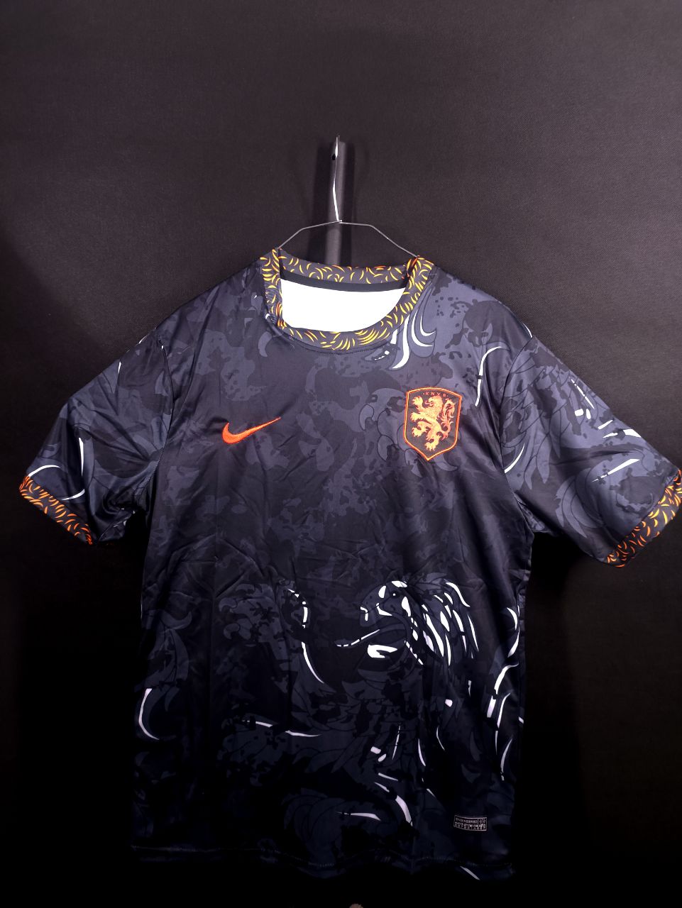 کیت کانسپت هلند همراه با شورت _ ارسال رایگان