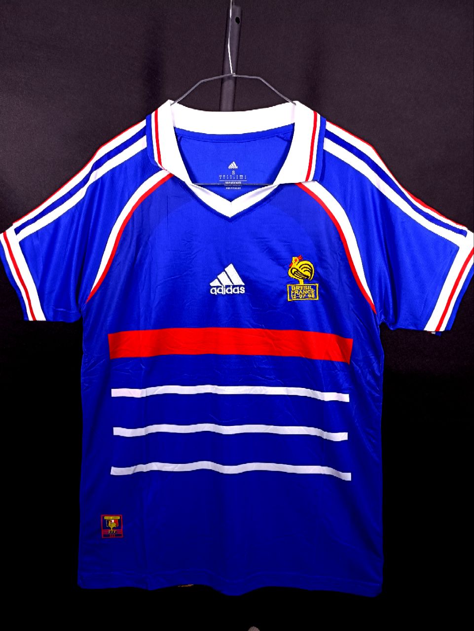 کیت کلاسیک فرانسه 1998 همراه با شورت _ ارسال رایگان