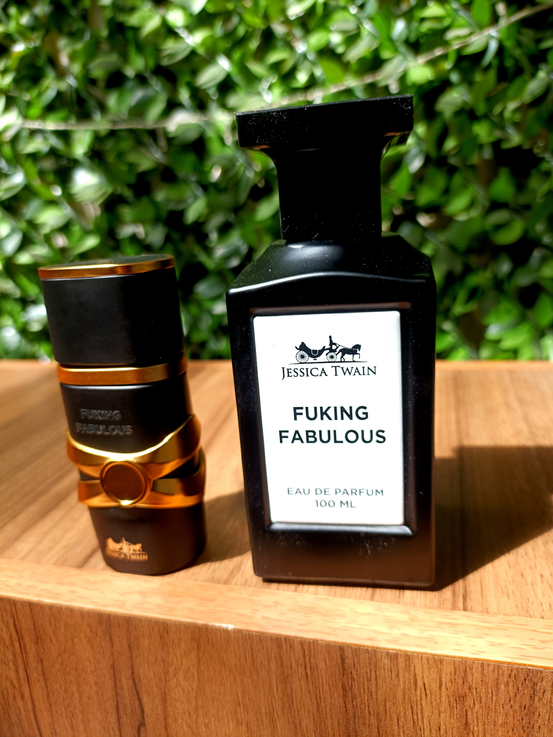 عطر تام فورد فاکینگ فبیولس از شرکت جسیکاتوین فرانسه